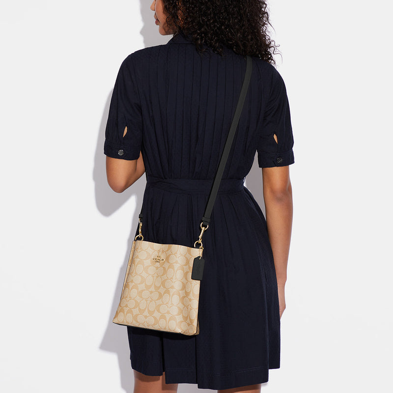 Mollie Bucket Bag 22 In Signature Canvas