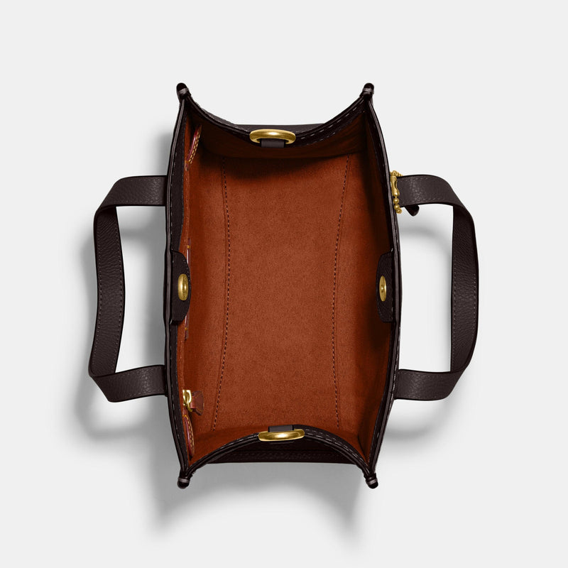 Field Tote 22 In Signature Leather