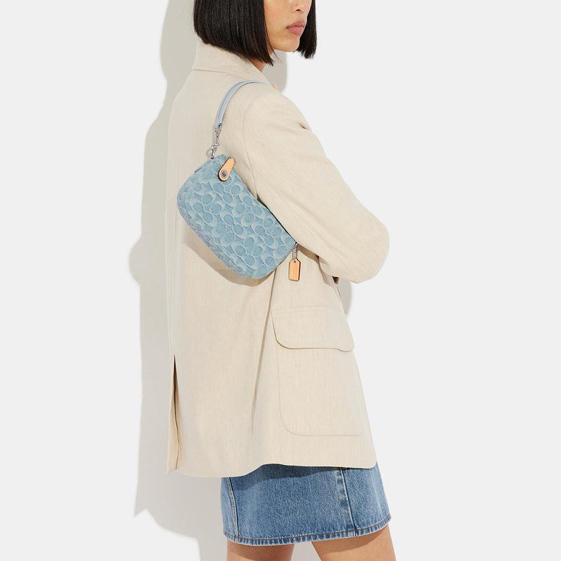 Swinger 20 In Signature Denim