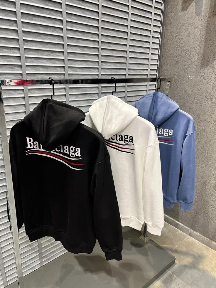 Balenciaga - Sweat à capuche en coton logo Balenciaga Noir / Blanc / Bleu