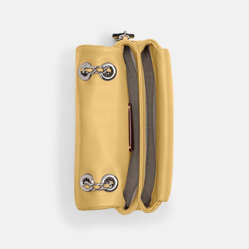 Tabby Shoulder Bag 20 With Quilting