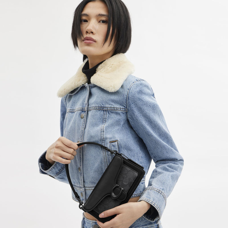 Tabby Shoulder Bag 20 In Signature Canvas