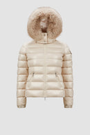 Moncler - Doudoune courte à capuche Moncler Badyf Beige clair F