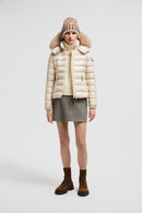 Moncler - Doudoune courte à capuche Moncler Badyf Beige clair F