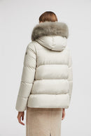 Moncler - Doudoune courte a capuche Laichefur Moncler Blanc F