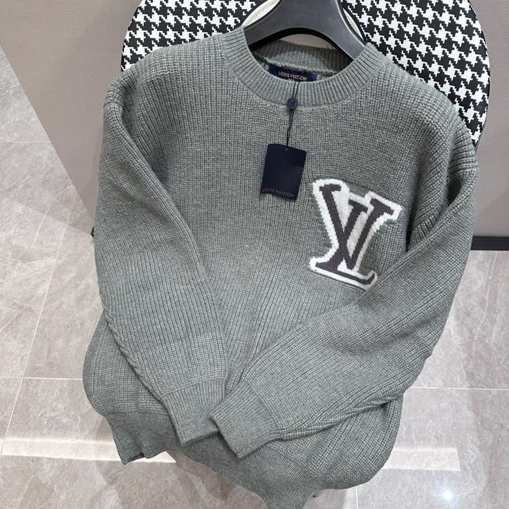 Louis Vuitton - Pull en laine monogramme LV Noir Gris Clair