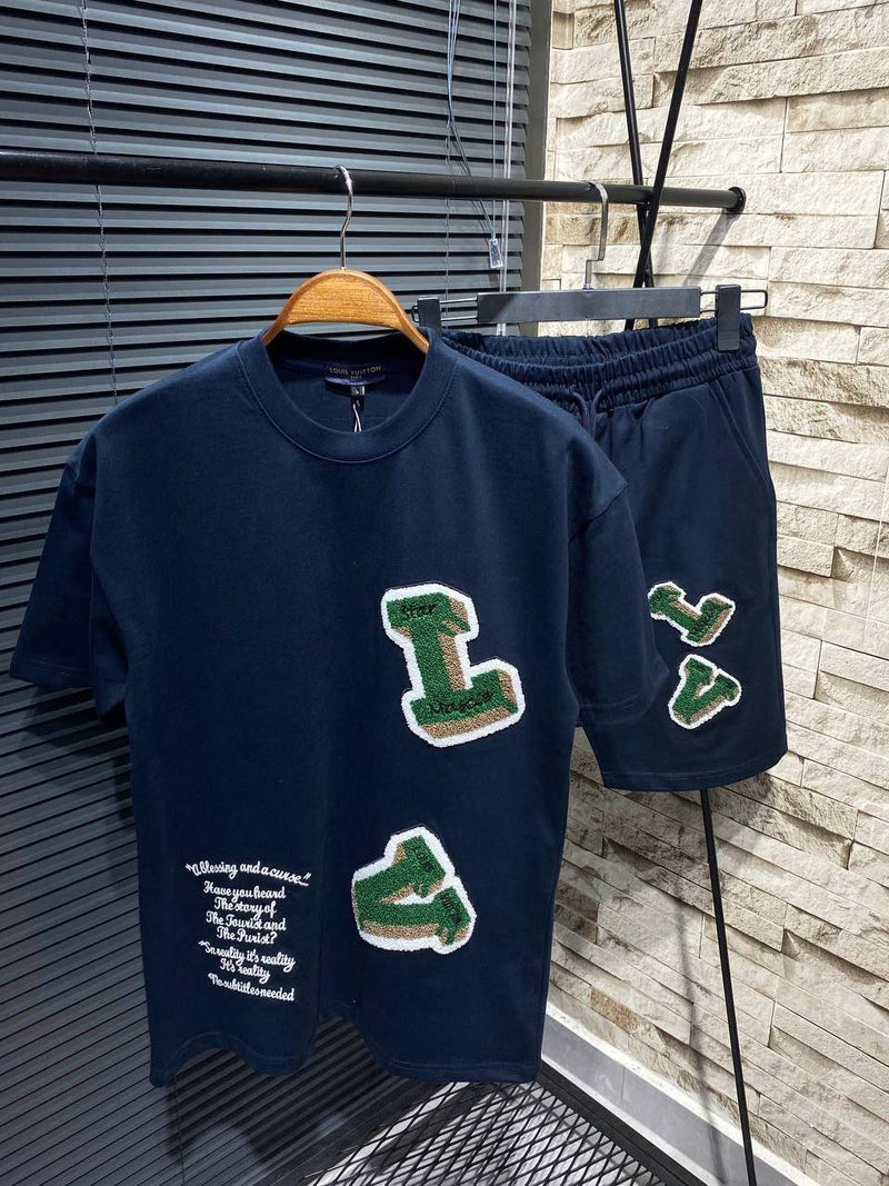 Louis Vuitton - Ensemble SHORT + T-SHIRT Initiales L. V. Bleu foncé